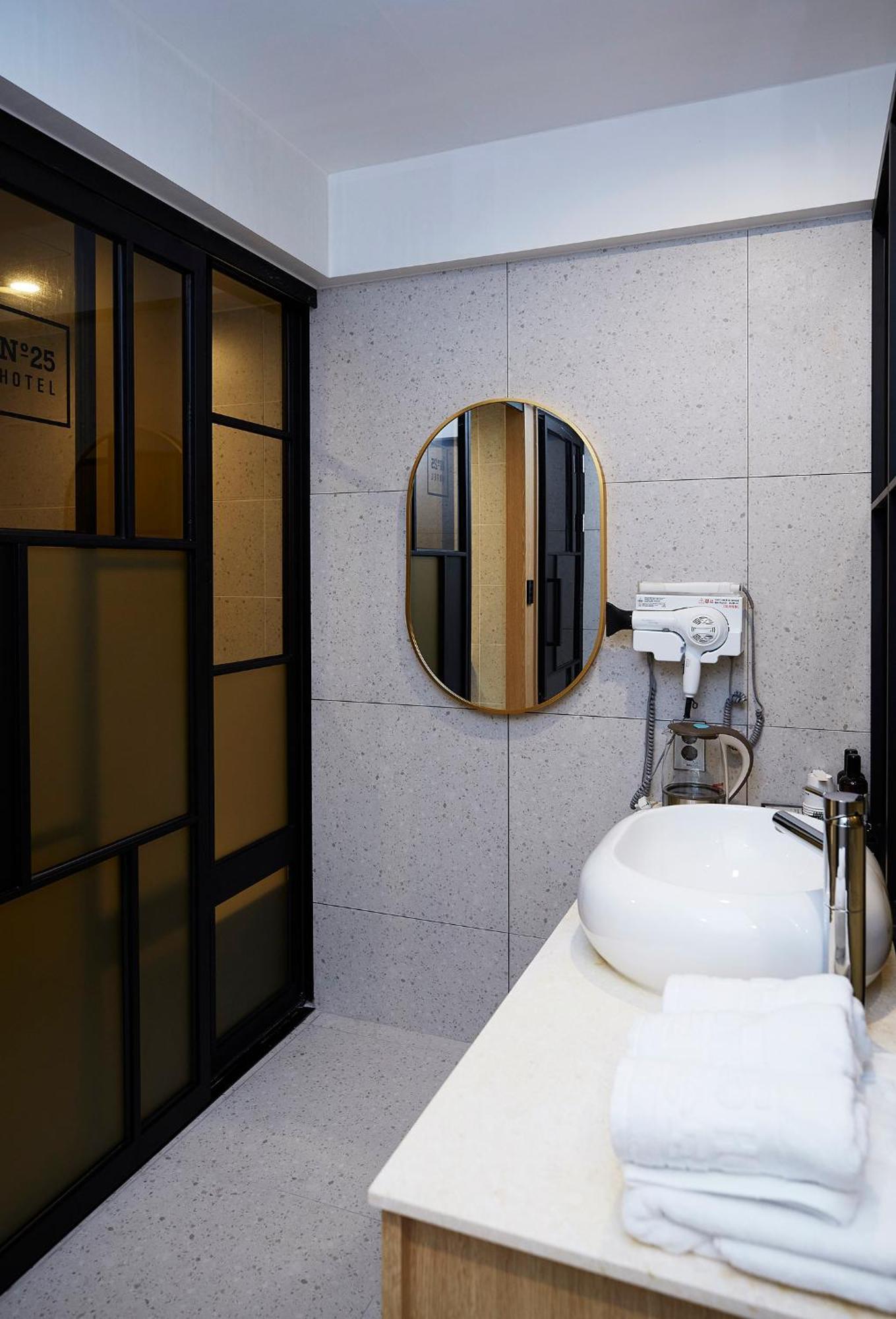 No.25 Hotel Incheon Songdo Exterior photo